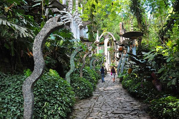 Parque de esculturas mexico las pozas