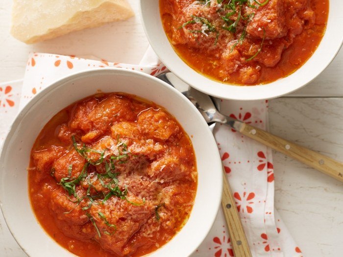 Ideias de receitas para sopa de tomate toscana com pão