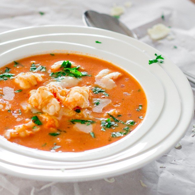 ideia de receita de sopa de tomate com camarão