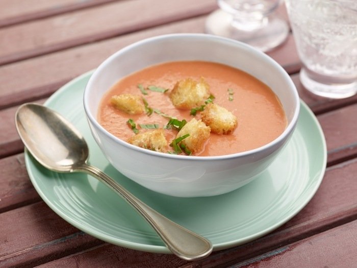tomate creme de sopa-receita-croutons-rápido-fácil