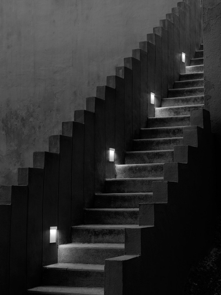 Luzes embutidas na parede LED iluminação moderna dos degraus da escada