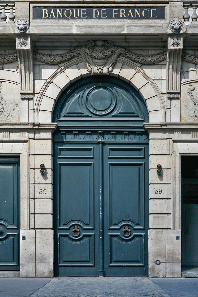 Banco antigo com caixotões em azul paris art nouveau