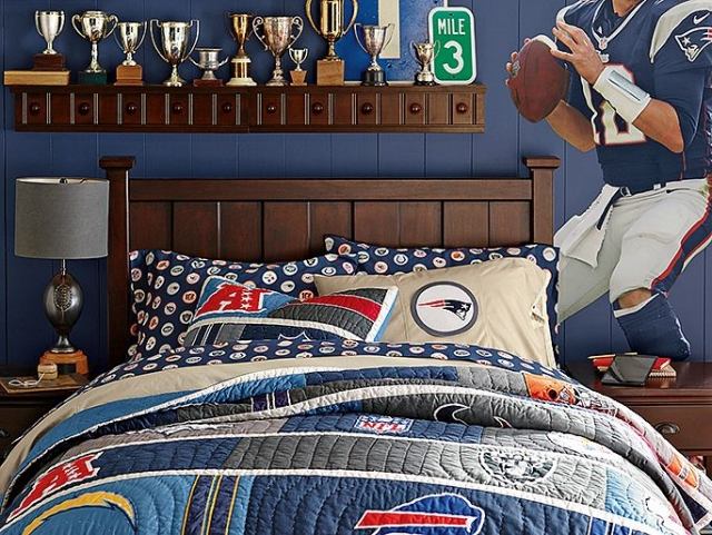 quarto-cama-maciço-madeira-estrutura-esporte-inspirado-design-americano