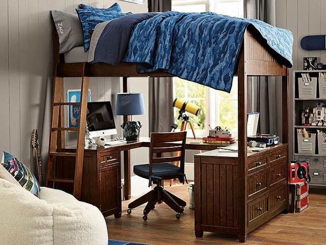 quarto de meninos-adolescentes-móveis-cama-loft-madeira-mesa-cadeira-com-rodízios
