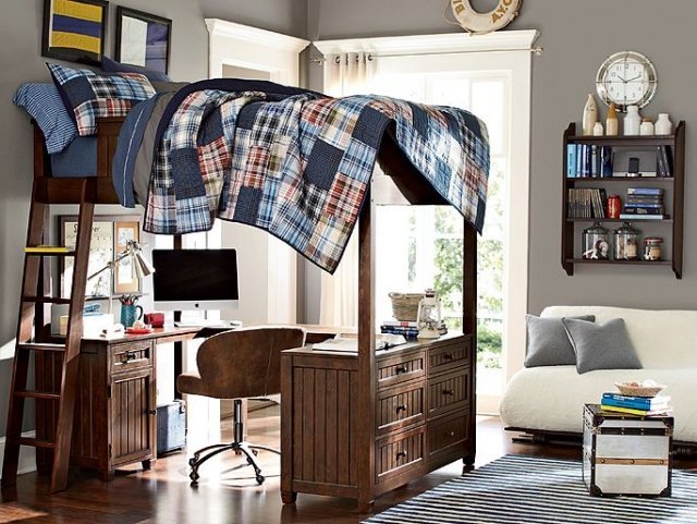 quarto infantil-beliche-cama-escada de madeira-escrivaninha-cinza-parede-cor-bordas