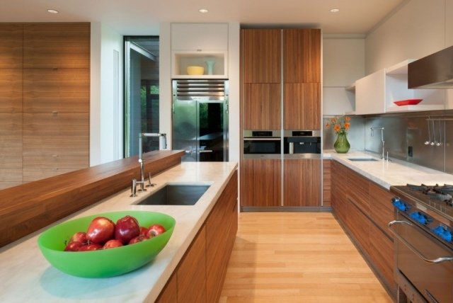 soluções de cozinha modernas - fachadas de cozinha de madeira folheada - placa de plástico resistente a arranhões