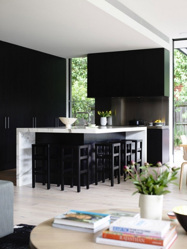 Ideias de design de sala de cozinha em mármore preto-modular balcão-cozinha ilha