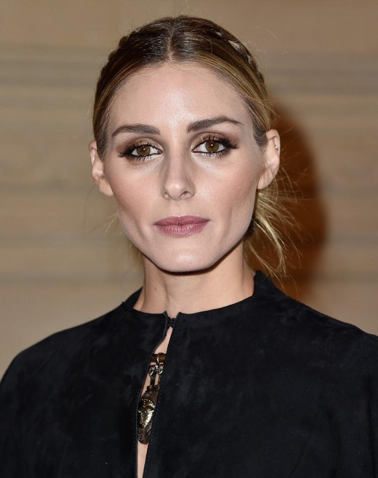 ideias-penteados trançados-comprimento médio-cabelo elegante-reto-Olivia-Palermo