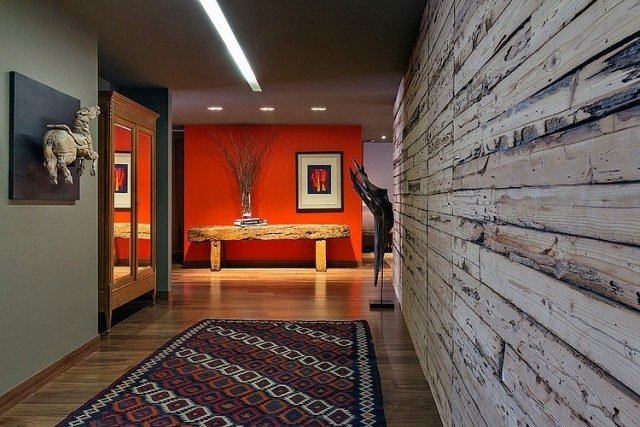 mobiliário moderno corredor piso de madeira parede piso de madeira envelhecida