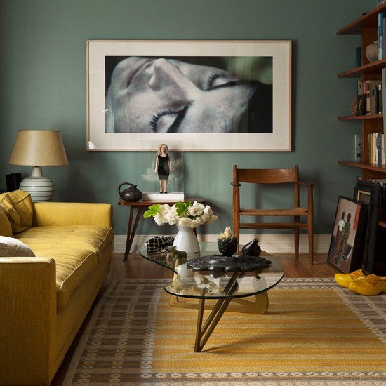 ideias de cores sala de estar ideias de sala de estar sala-amarelo verde-retro-móveis clássicos