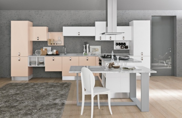 cozinha modular cores branco-pêssego mesa de jantar superfície de laca cinza brilhante