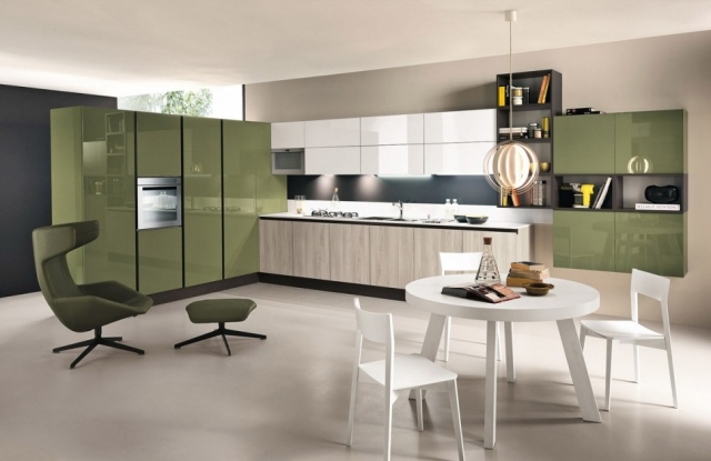 cozinha com mesa de jantar branca oval verde oliva laca frentes - folheado de madeira - idéias de design