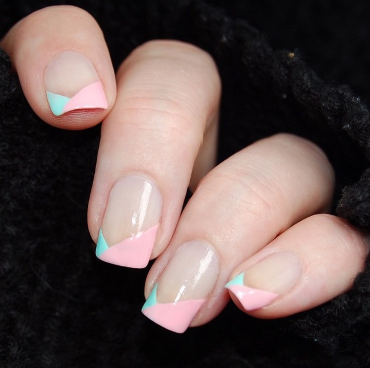 Idéias de design de unhas verão-rosa-menta verde-geométrico