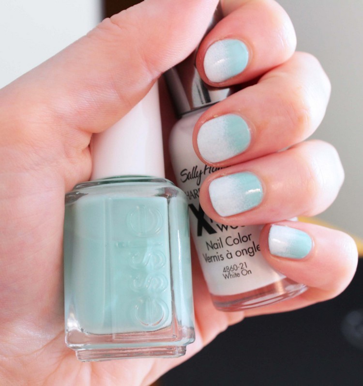 Nail-Design-ideas-summer-mint-green-sea-espuma-ombre-gradiente