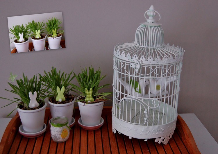 deco-ideas-easter-white-bird-gaiola-vasos de flores-grama-coelho-decorações