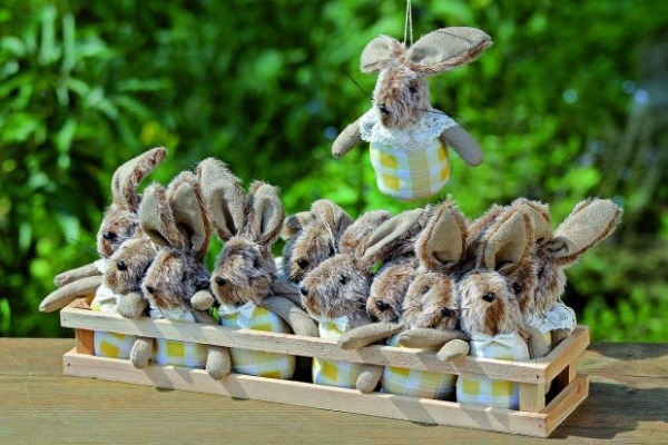 idéias sutis de decoração para coelhinhos da Páscoa de pelúcia