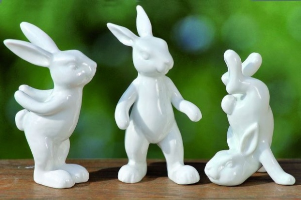 Figura em porcelana de coelhinho da Páscoa para lazer com idéias de colorir