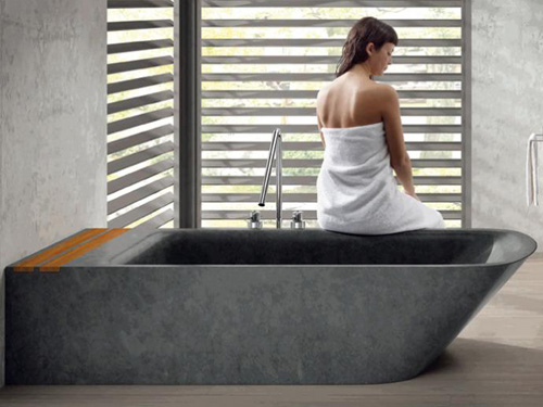 banheira independente design de pedra Bathco