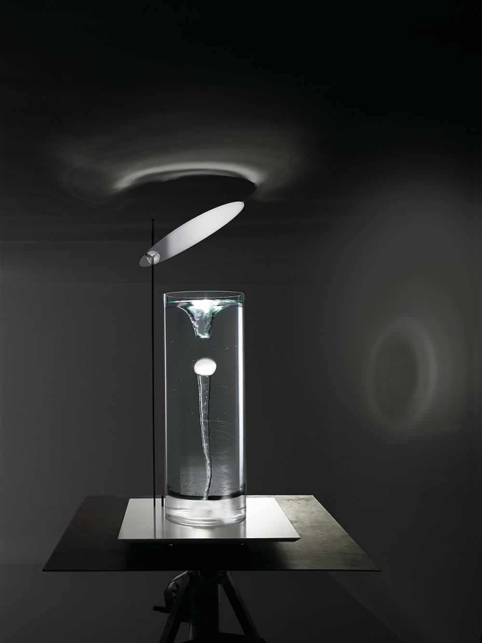 delirium-designer-table-lamp-crystal-mirror-water-full-container-Ingo-Maurer