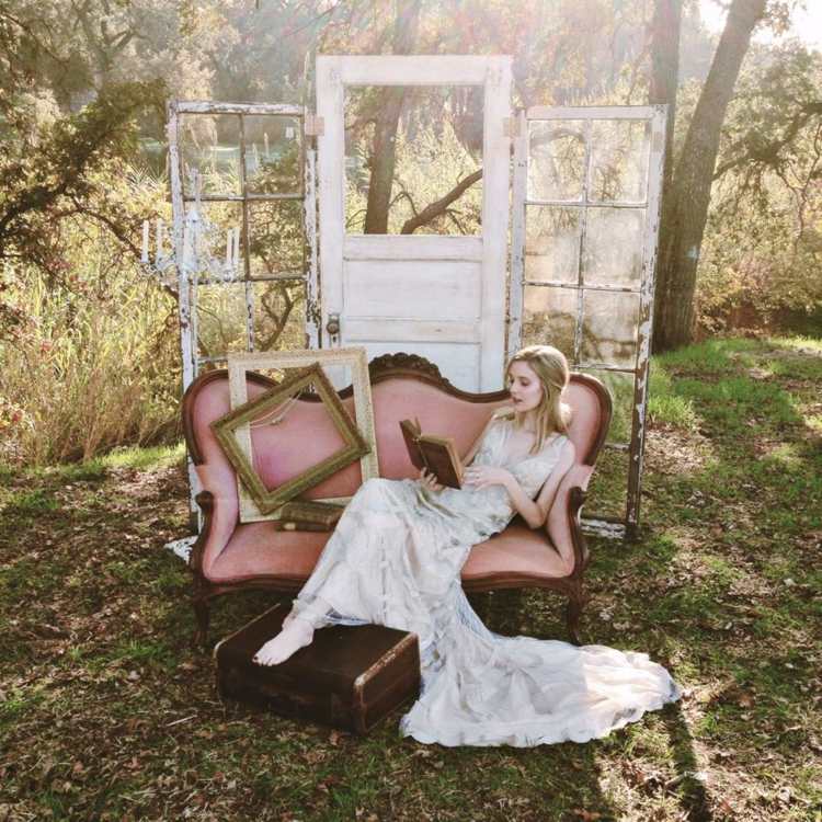 ideias de casamento para portas porta-molduras white-window-glass-vintage-canape