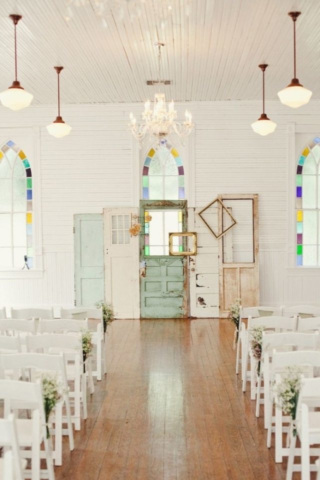 Casamento-ideias-para-portas-molduras-vintage-casamento-altar-caminho
