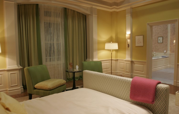 inspiração no quarto serena van der woodsen gossip girl mobília verde amarelo