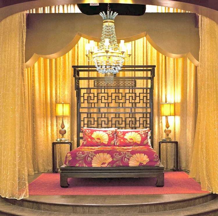 inspiração no quarto da série de tv true blood ouro vermelho facilidade