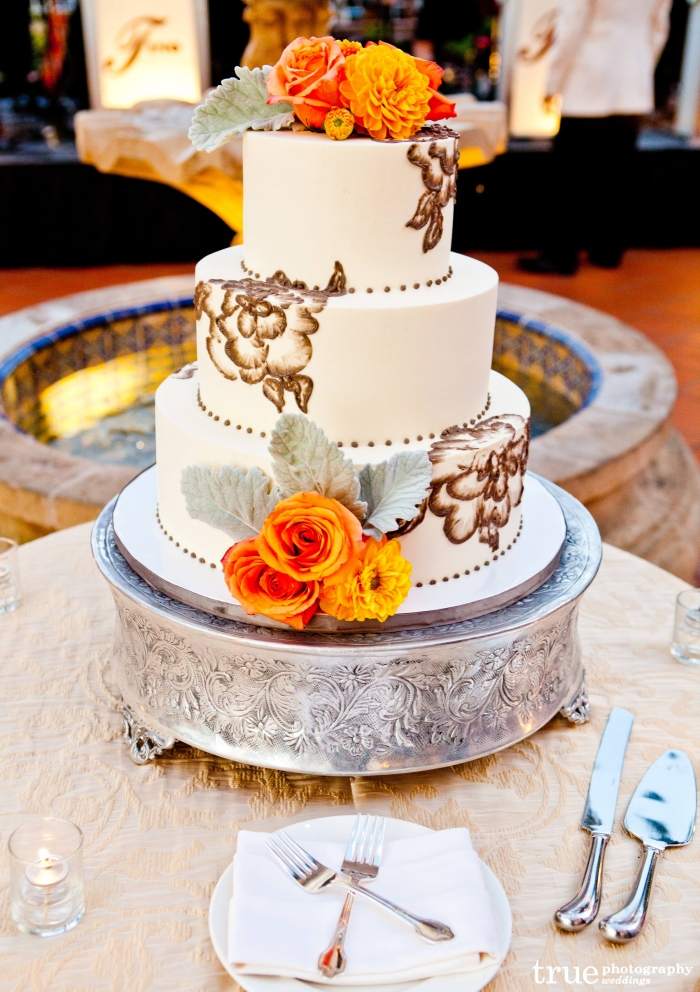idéias-para-bolos-de-casamento-vários-andares-festa-de-casamento-decoração-flores