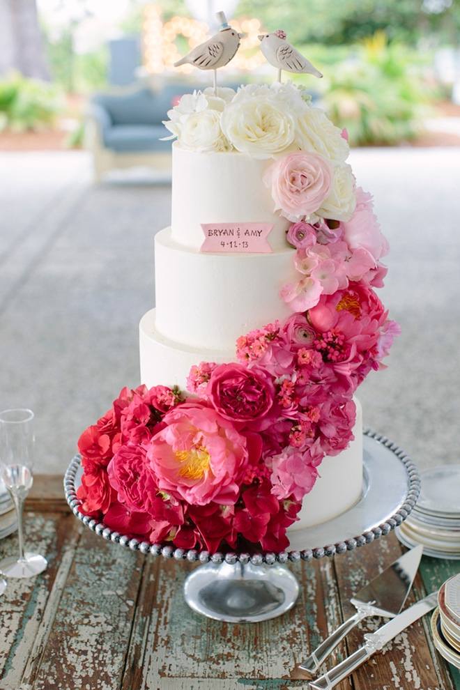 ideas-for-wedding-cake-decoration-flower-ombre-cake-figuras