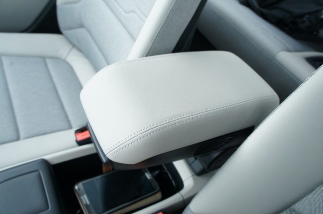 2014 BMW i3 estofamento interno assento