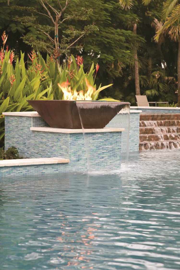 eficaz-lareira-na-área-da-piscina-aço inoxidável-design-luz-azul-design