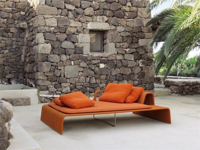 design jardim espreguiçadeiras em vime laranja FRAME Paola Lenti