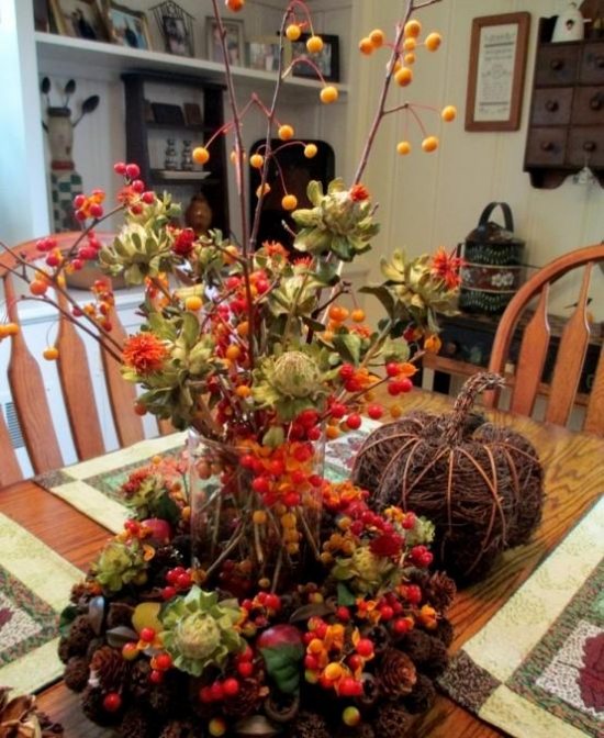 flores, mesa de jantar, idéias de decoração de outono no interior da cozinha