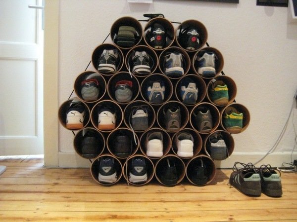 O próprio armário de sapatos faz tubos, design de corredor
