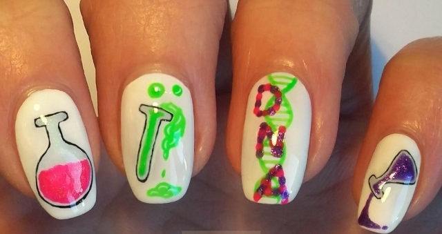Nail-Design-ideas-school-motifs-Química-lições-frasco