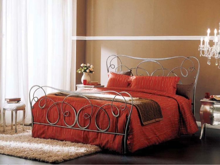 design-móveis-quarto-cinza-cama-vermelho-roupa de cama-marrom-piso-bege-parede com carpete