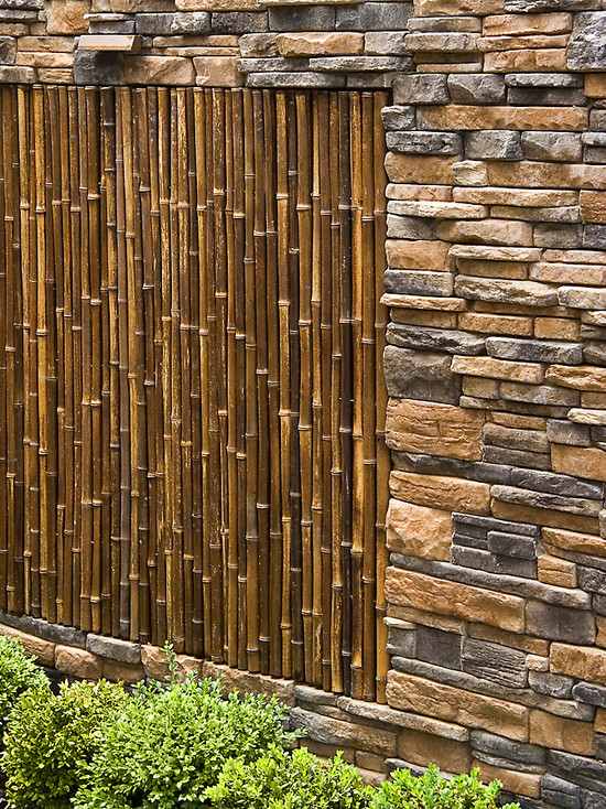 Idéias para a decoração de postes de bambu em pedra ardósia externa