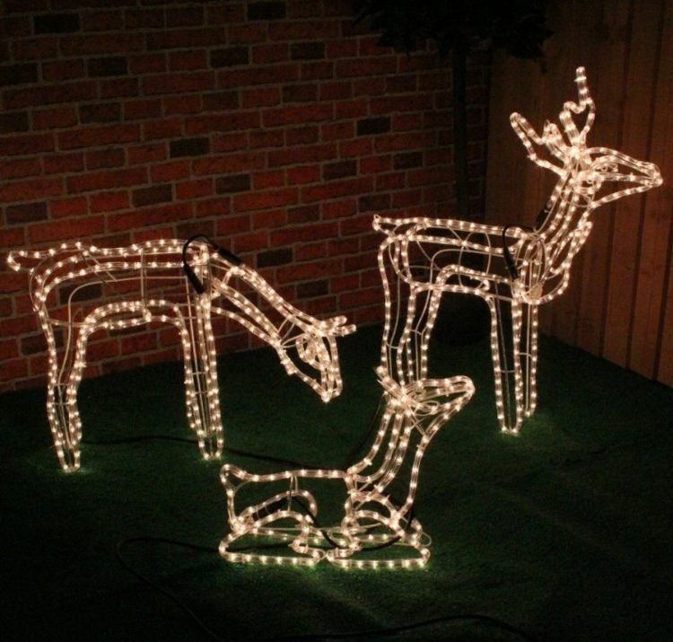 idéias de decoração de natal com luzes de fada cervos cervos jardim