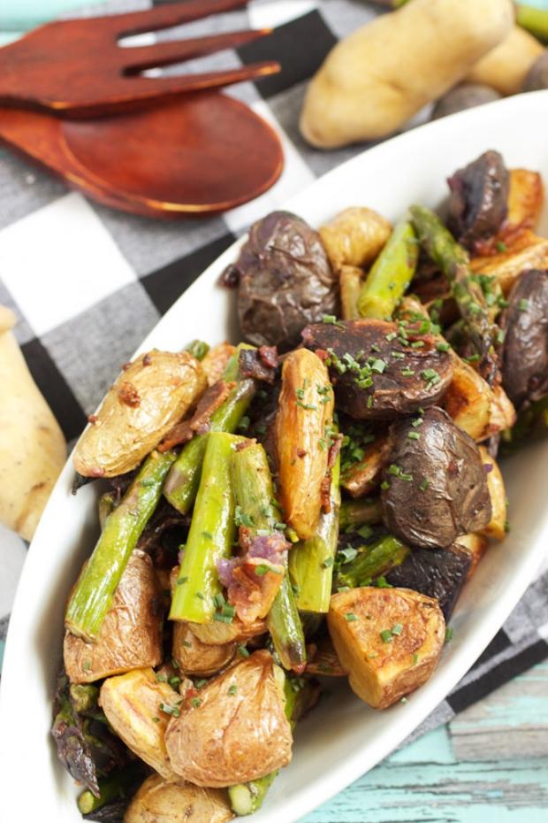 Batata-prato de aspargos-bifes-salada grelhada-receitas de outono
