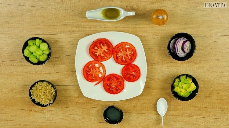 Receita de Salada de Abacate Quinoa com Tomate para Perda de Peso