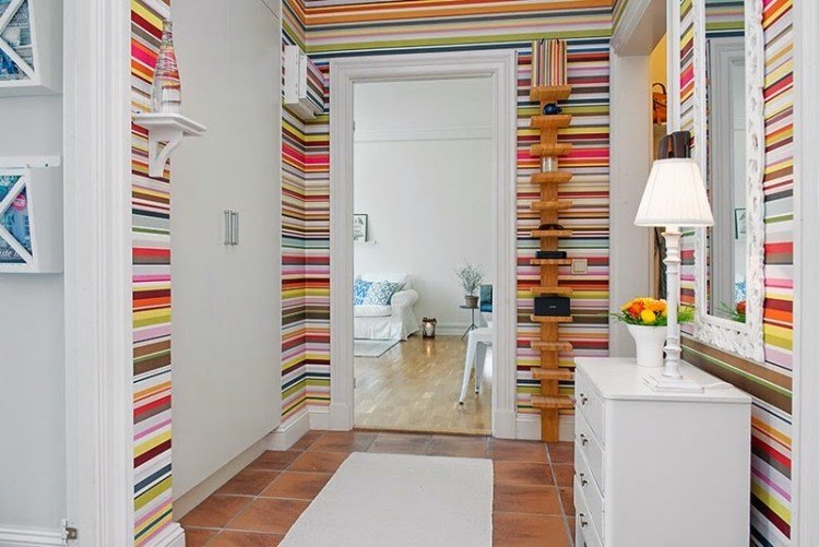 Ideias para decoração de corredores papel de parede-listras-coloridas-cores