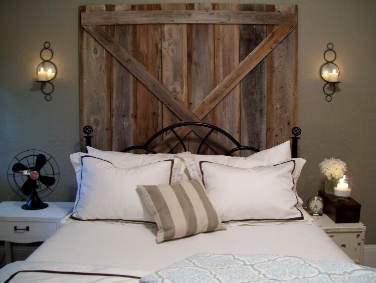 cama-cabeceira-diy-madeira-porta da frente-antigo-vintage-rústico-estilo industrial