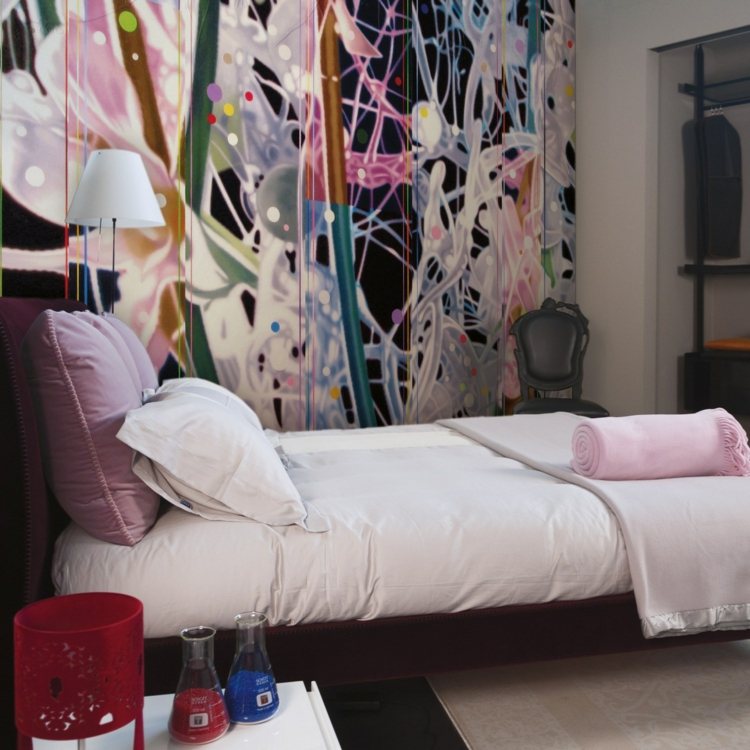 Papel de parede de designer quarto-padrão-floral-colorido-violeta-cama estofada-TECIDO COMPLETO- Inkiostro-Bianco