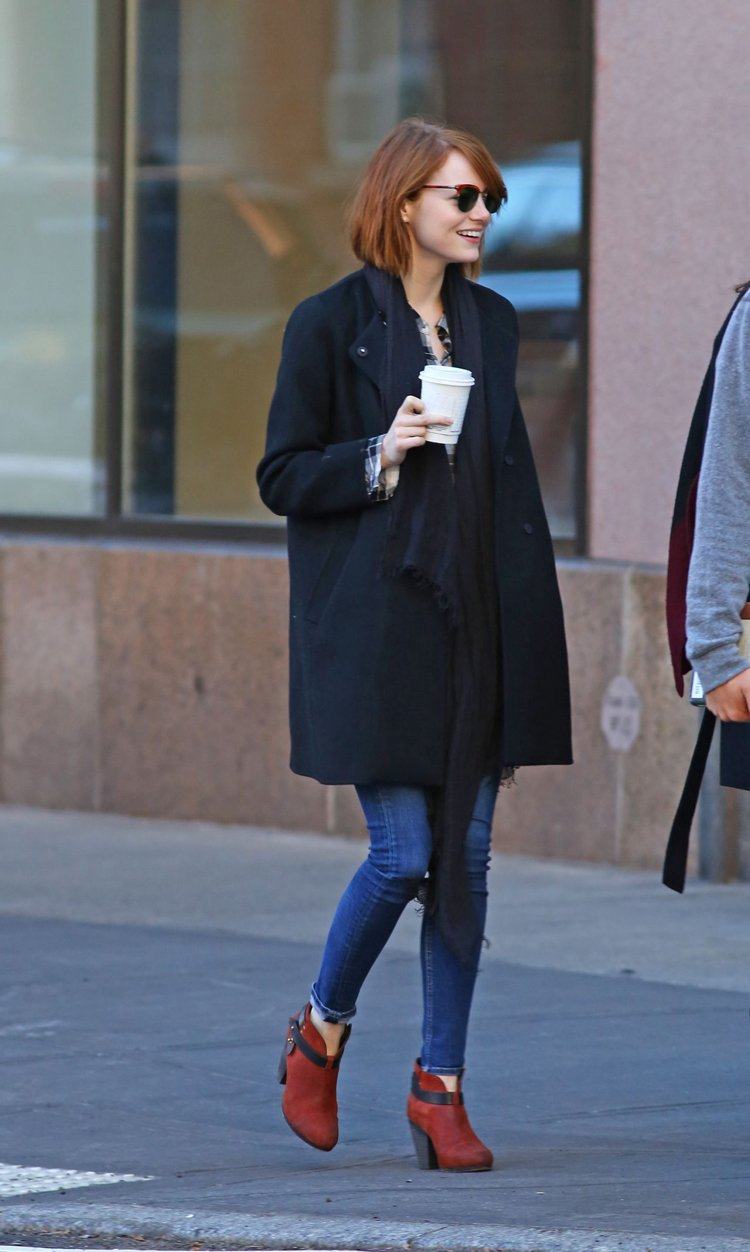 ankle-boots-outfitt-fashion-red-camurça-emma-stone