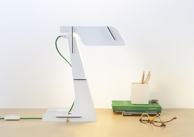 Lendo luminária de mesa-futurista-branco-zeta-alumínio-ZPSTUDIO