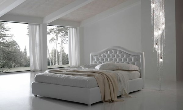Quarto de design Bolzan com cama branca