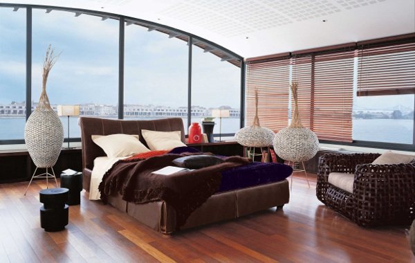 cama estofada em couro marrom roche bobois