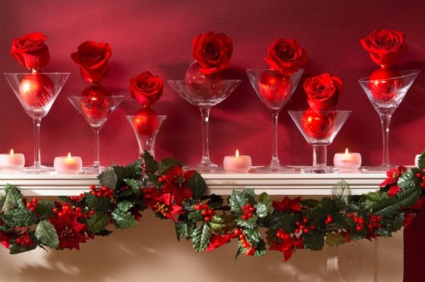 Natal-decoração-ideias-para-lareira-copos-de-martini-rosas