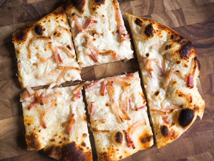 Receitas de massa Flammkuchen -tradicional-original-bacon