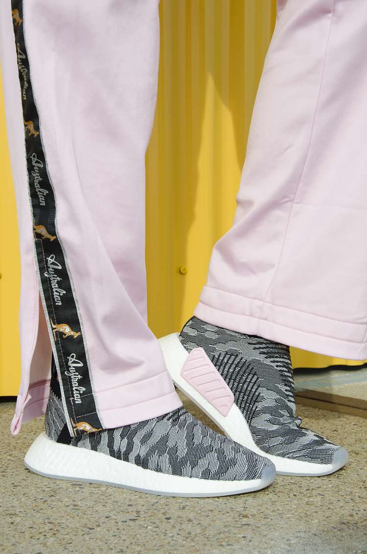Tênis Adidas série NMD coleção Primeknit calças esportivas rosa